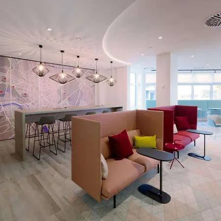 Fora By Mercure Hotel 4*